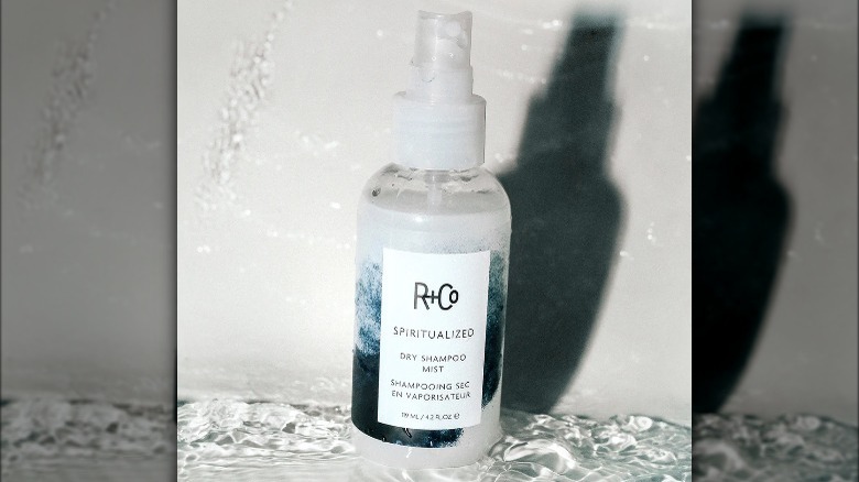 R+Co Spiritualized Dry Shampoo Mist