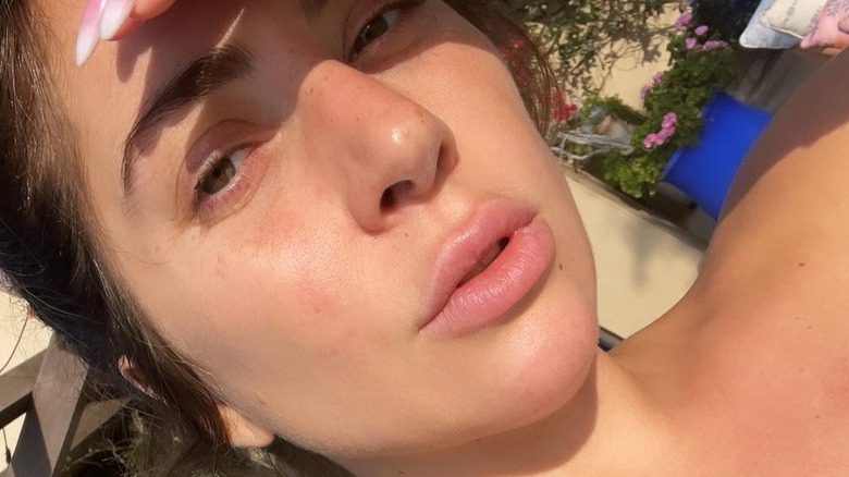 Lady Gaga without makeup outdoors