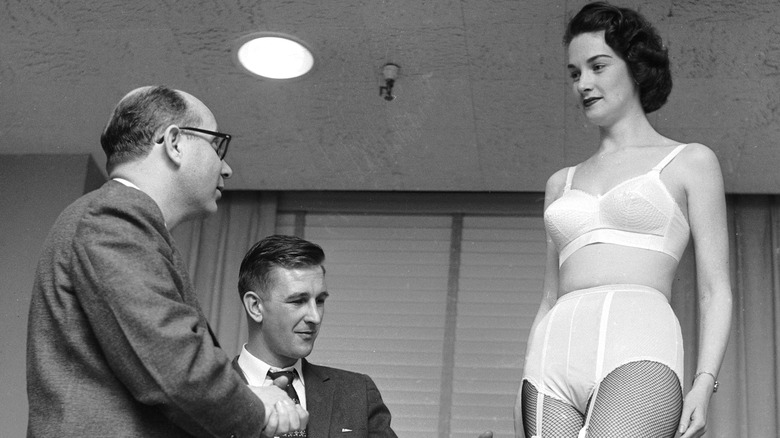 bra model in 1955