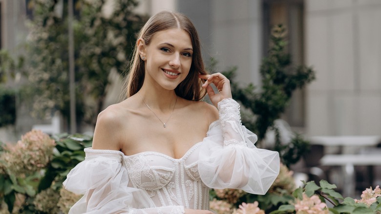 Bride with sleek hair
