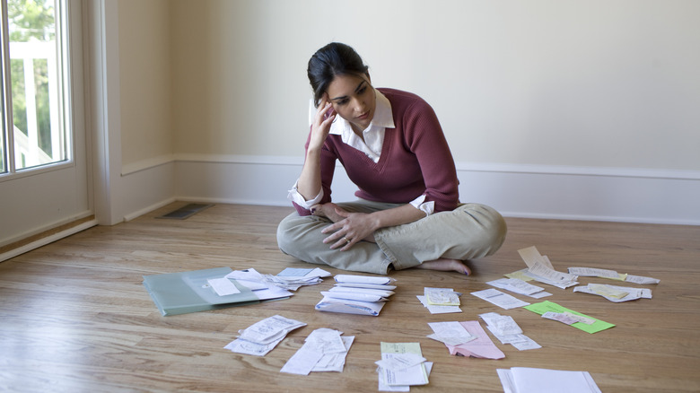 Woman with financial issuers