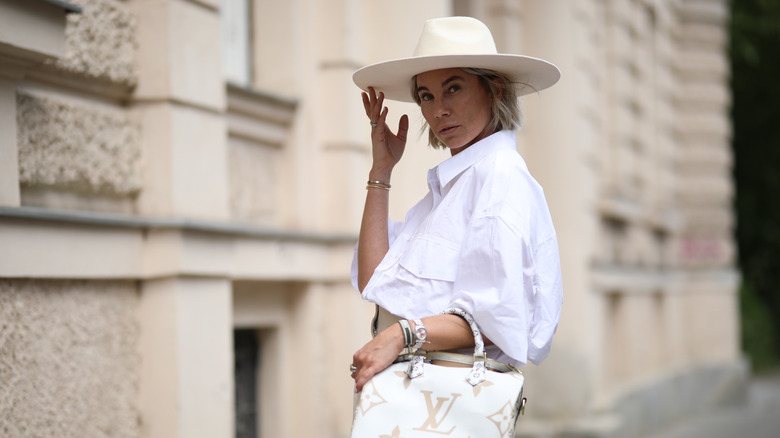 Linen button-down short-sleeve shirt