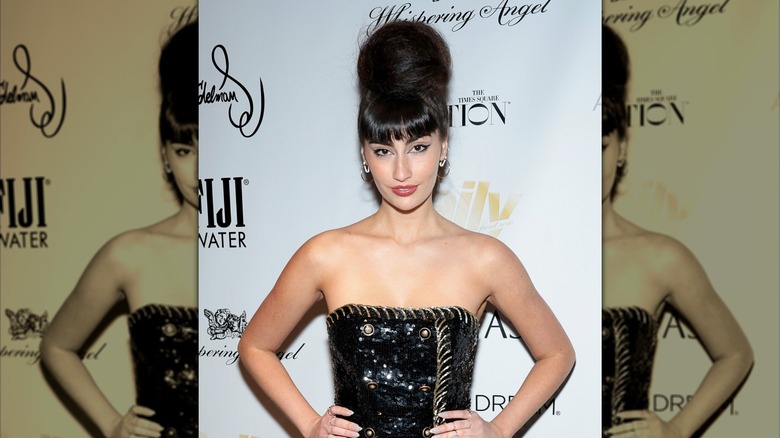 actress with beehive hair