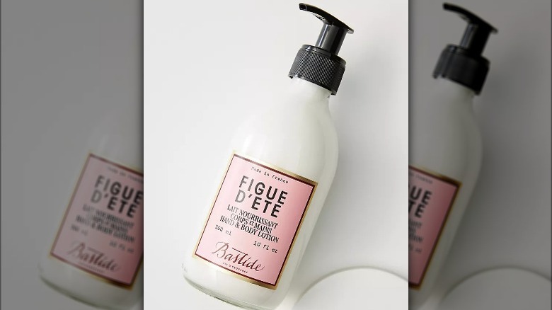 Summer fig lotion bottle