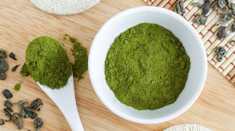 Matcha powder for facial mask