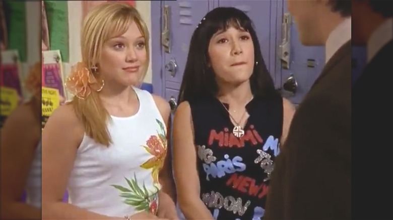 lizzie mcguire side ponytail hair