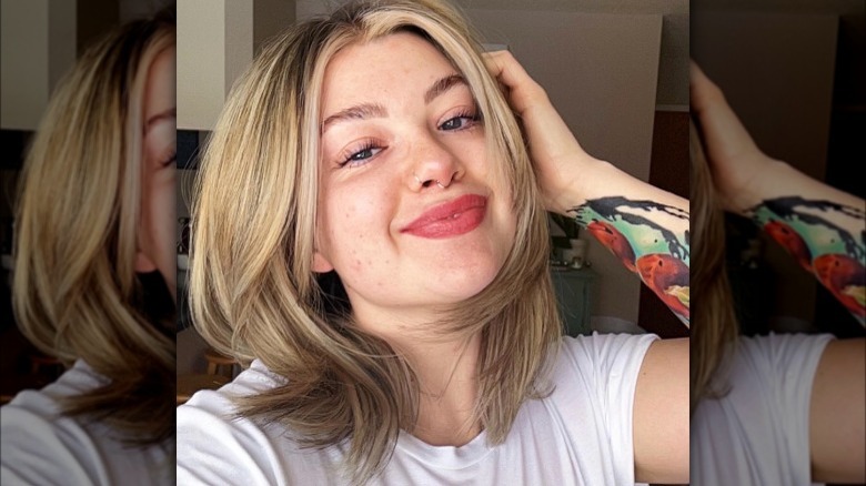 A woman with '90s hair