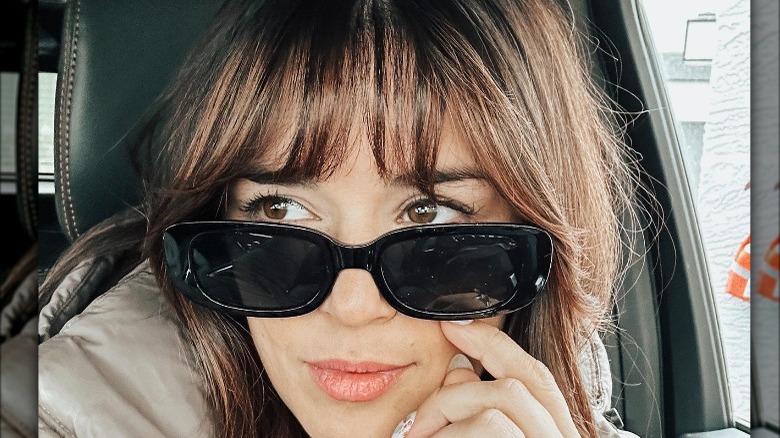 A woman with waterfall bangs