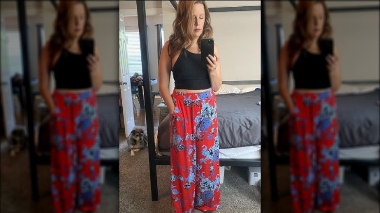 woman wearing wide-leg pants