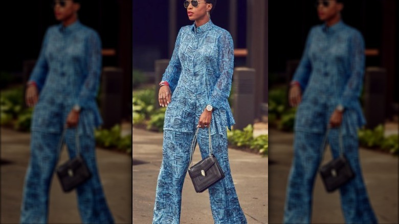 woman wearing wide-leg pants