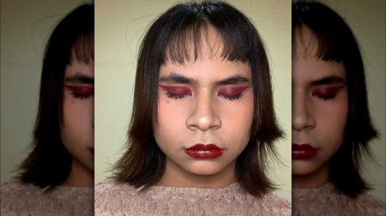 Dramatic red eyeliner