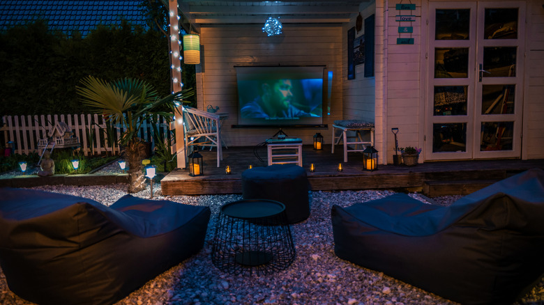 outdoor movie projector