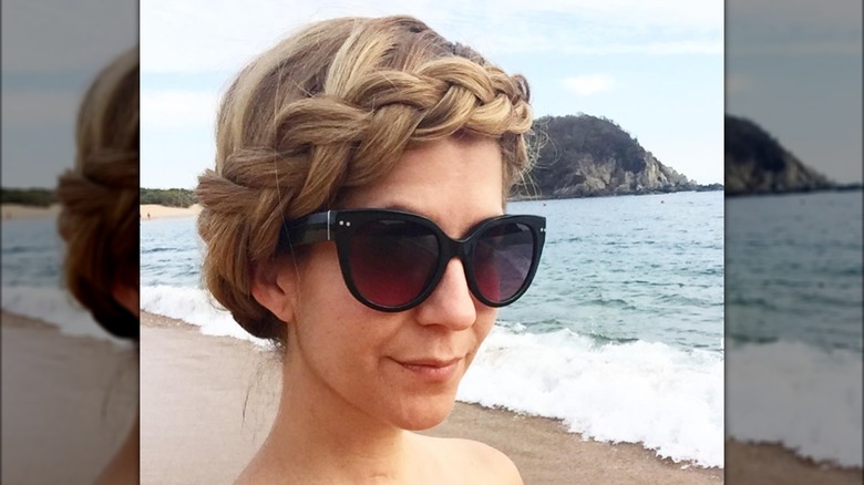 woman with braid sunglasses