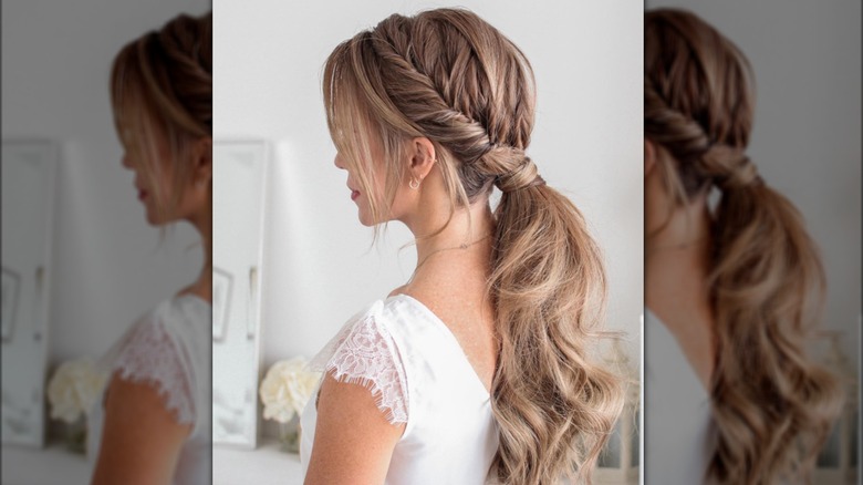 woman with blonde ponytail