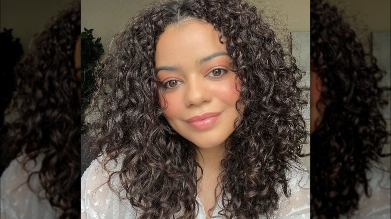 curly hair long shag