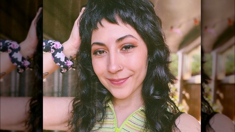 curly shag hair short bangs