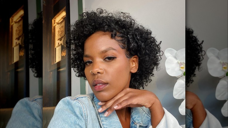 Short curly hair bob