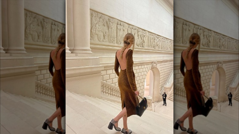 Woman wearing a backless dress