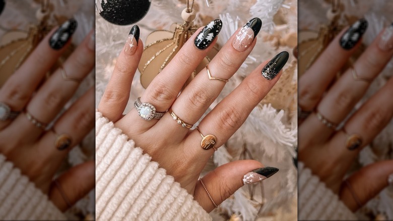 black christmas nails