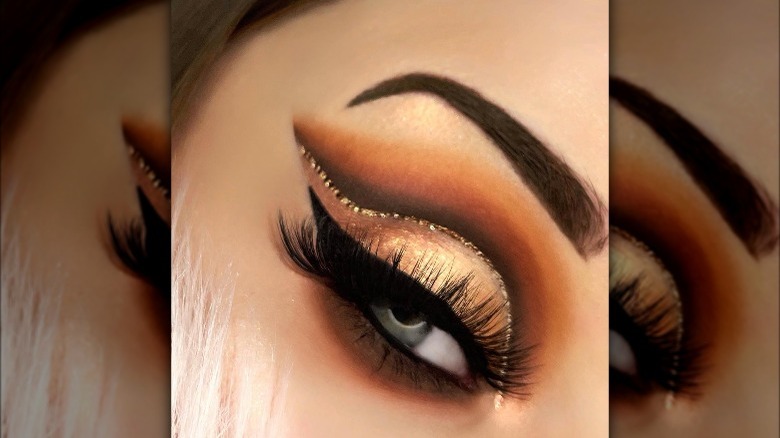 Glitter cut crease eyeshadow