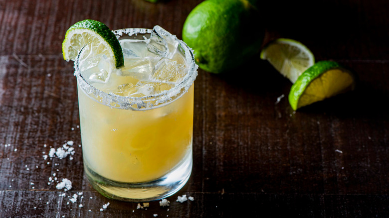 Margarita with limes and salt