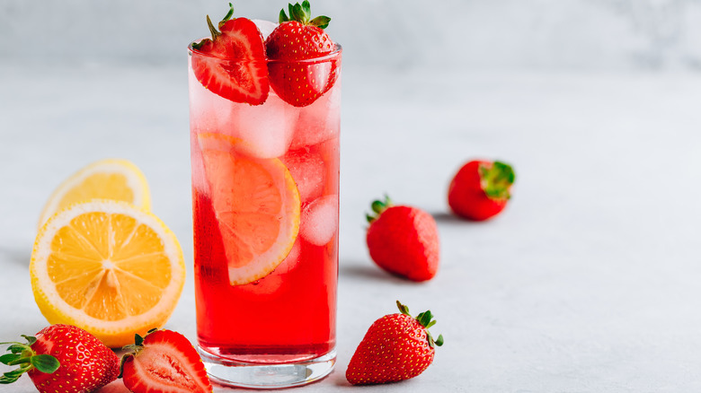 Strawberry Ginger Lemonade