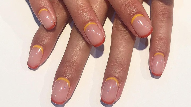 double French manicure 