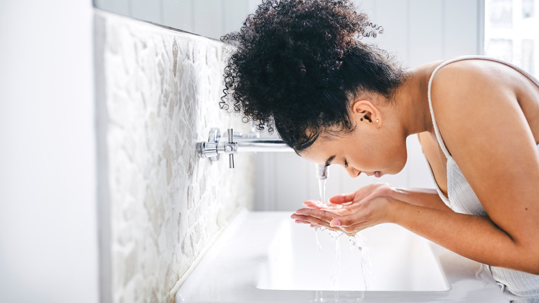 woman washing her hair