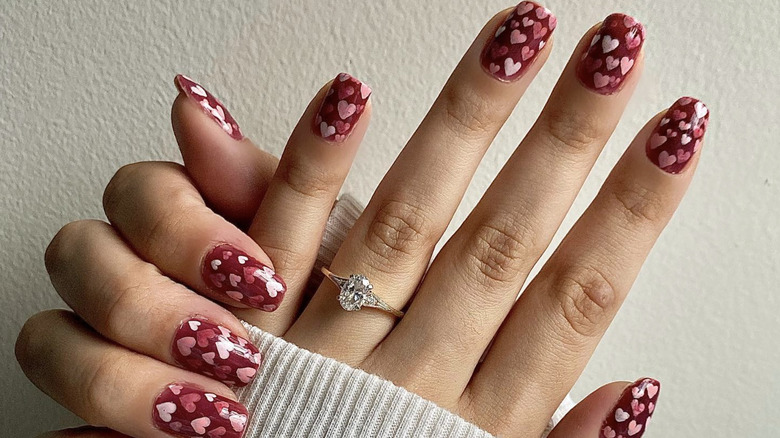 Hearts overload nail art