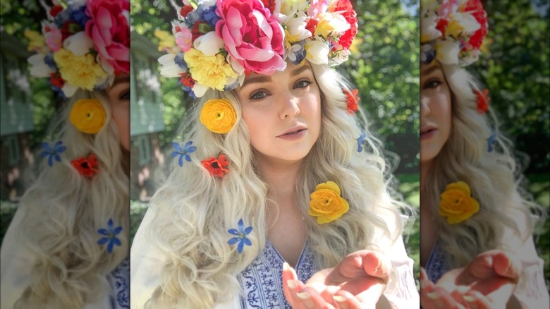 Midsommar costume