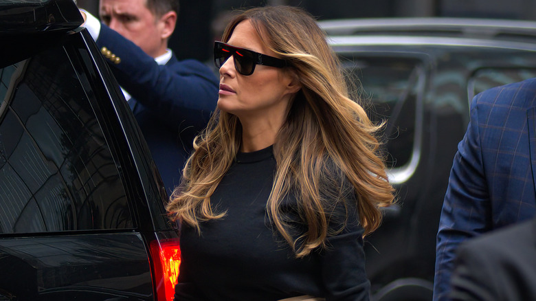 Melania Trump wearing sunglasses