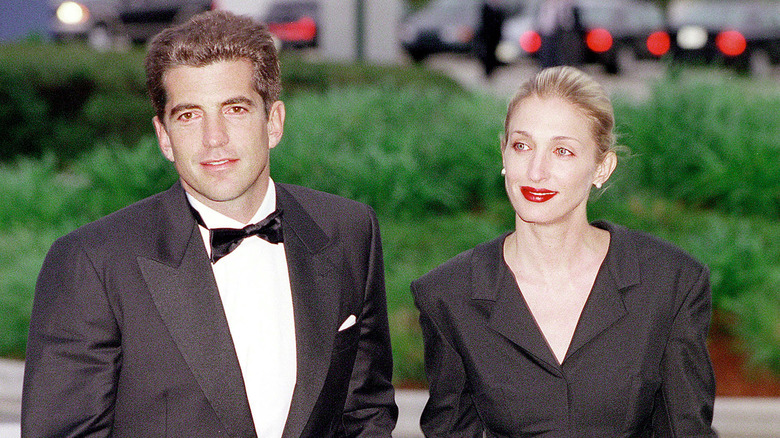 John F. Kennedy, Jr. and his wife Carolyn Bessette Kennedy arrive at the annual John F. Kennedy Library Foundation dinner and Profiles in Courage awards in honor of the former president's 82nd birthday, May 23, 1999