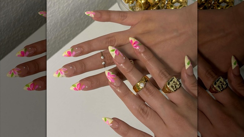 Summer French manicure