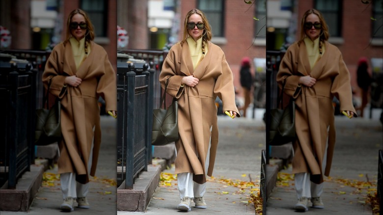 Jennifer Lawrence walking on street