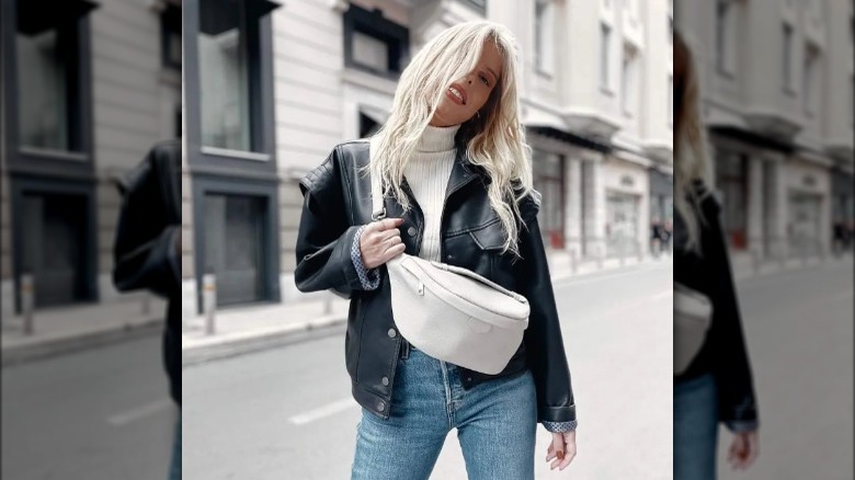 Blonde woman wearing fanny pack