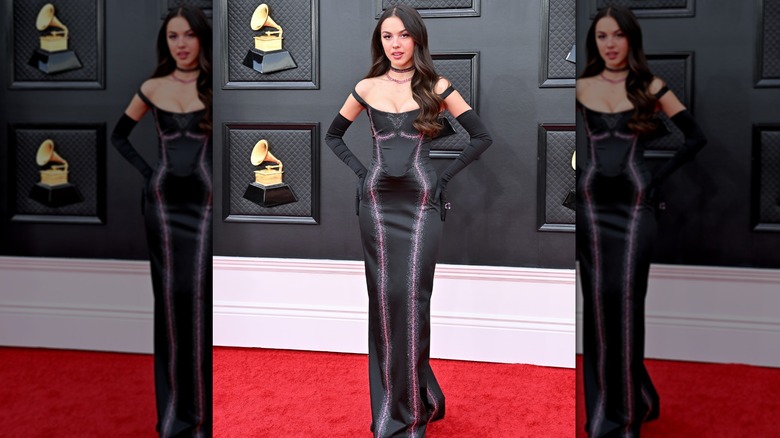 Olivia Rodrigo black gown with long gloves
