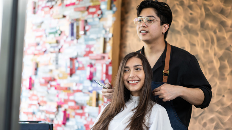Woman talking to her stylist