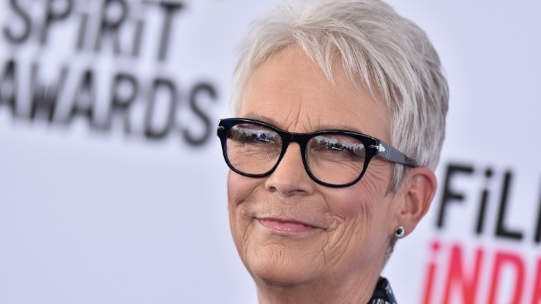 Jamie Lee Curtis poses at an awards show