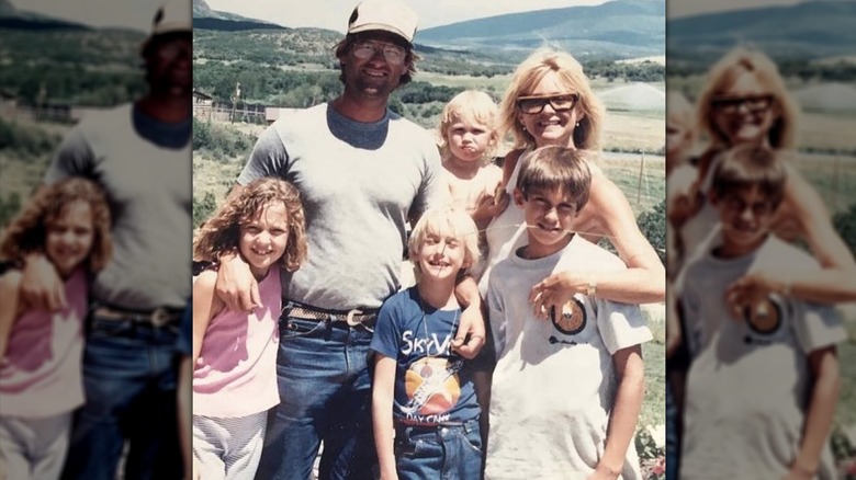 A photo of Goldie Hawn and Kurt Russell with their children