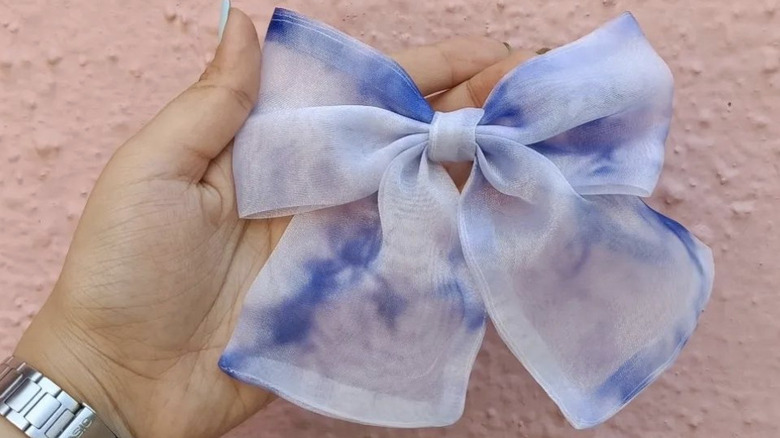Tie-dye hair bow