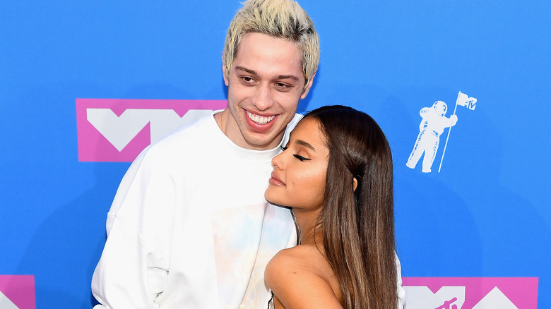 ariana grande and pete davidson