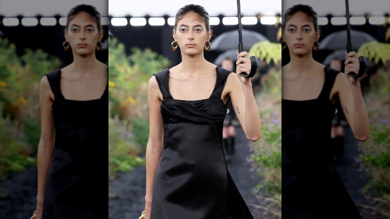 model walking for Jill Sander show