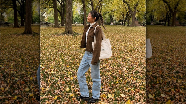 Fall outfit with braided ponytail