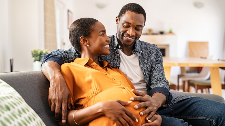 Couple with first pregnancy 