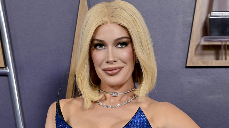 Heidi Montag at the AMAs with a blond lob wig