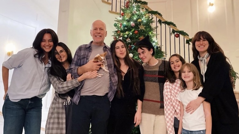 demi moore, bruce willis and they're daughters christmas 2022