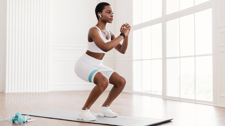 Woman doing squats