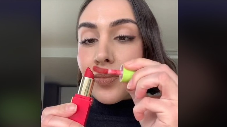 Mixing red lipstick and lip gloss