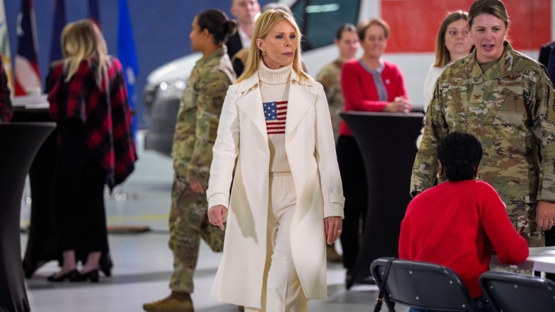 Cheryl Hines at a Red Cross event