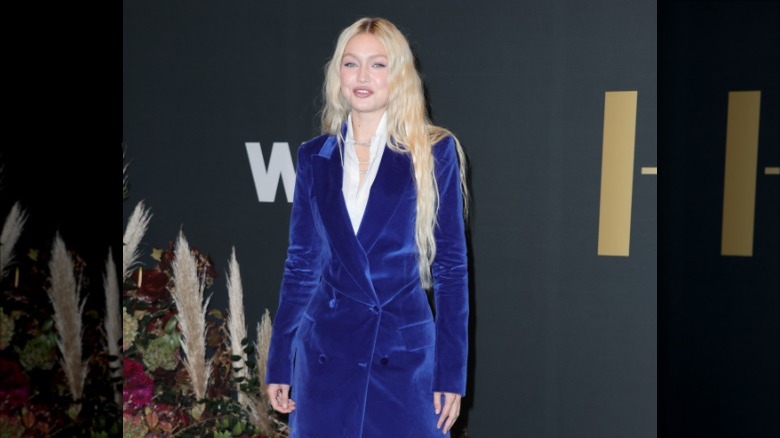 gigi hadid blue velvet blazer